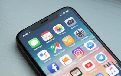 VSport官方手机应用下载二维码与界面展示