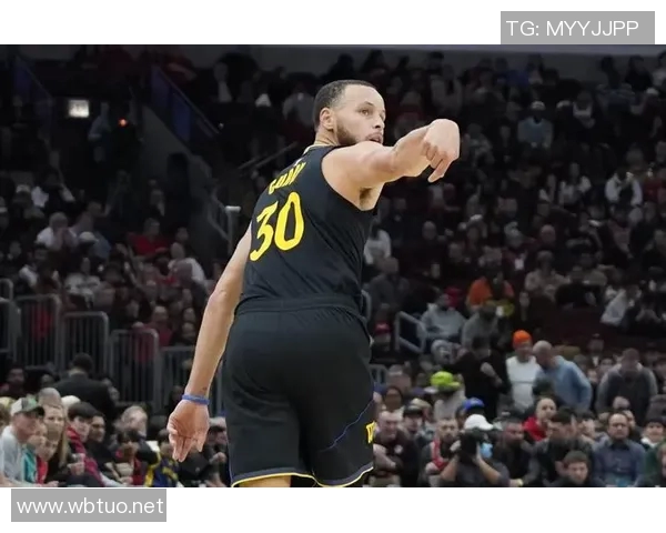 勇士110-120雄鹿遭四坏消息！巴特勒库里曝隐患，防守下滑！